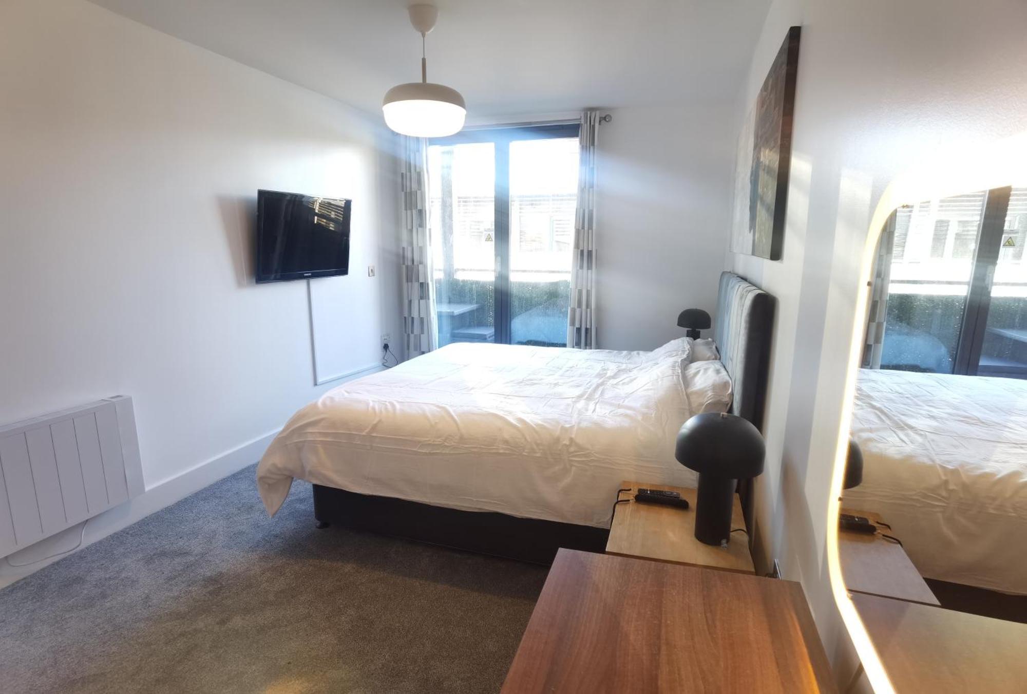 Celaka Birmingham Central Apartment, Free Indoor Parking Εξωτερικό φωτογραφία